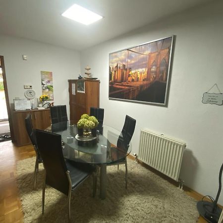 Dachgeschoss In Einem Reihenhaus Leilighet Heidelberg Eksteriør bilde